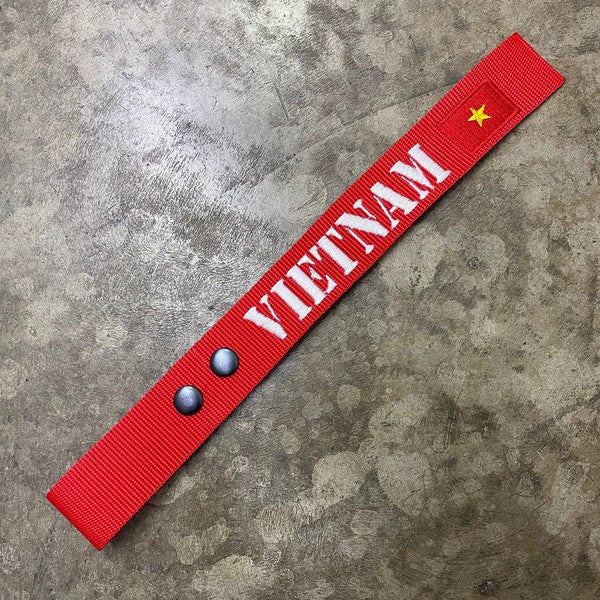 LUGGAGE TAG WITH VIETNAM FLAG - The Morale Patches