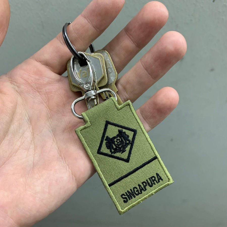 MINI RSN / RSAF MILITARY EXPERTS RANK KEYCHAIN - GREY - The Morale Patches